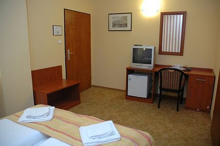 Elegant hotel room of Hotel Atlantic in the centre of Budapest at cheap prices